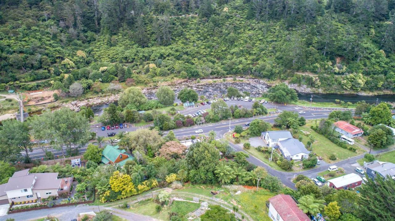 Karangahake Riverside Accommodation מראה חיצוני תמונה